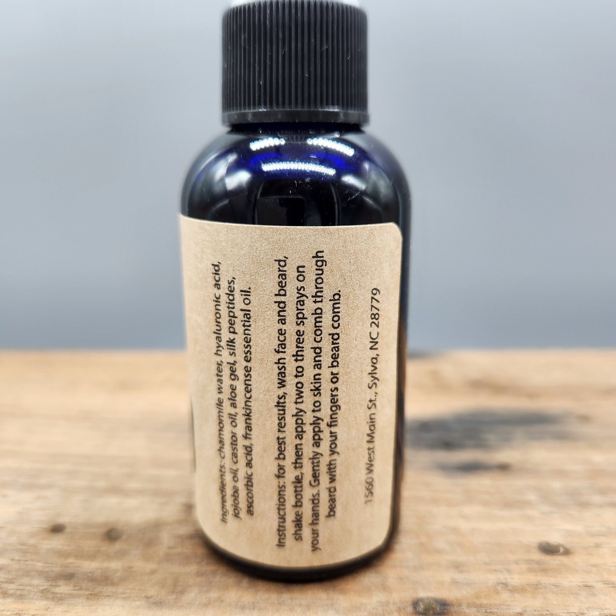 No. 8 Natural Beard and Face Hydrator  Moisturizing Chamomile Aloe Botanical Skincare Lightweight Grooming Mist